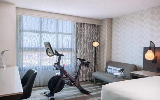 Renaissance Los Angeles Airport Hotel