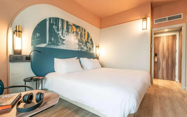 Отель Mercure Bologna Centro