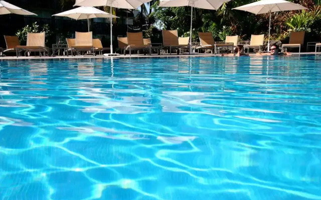 Sofitel Tahiti Maeva Beach Resort