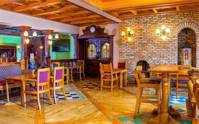 Lady Gregory Hotel, Leisure Club & Beauty Rooms