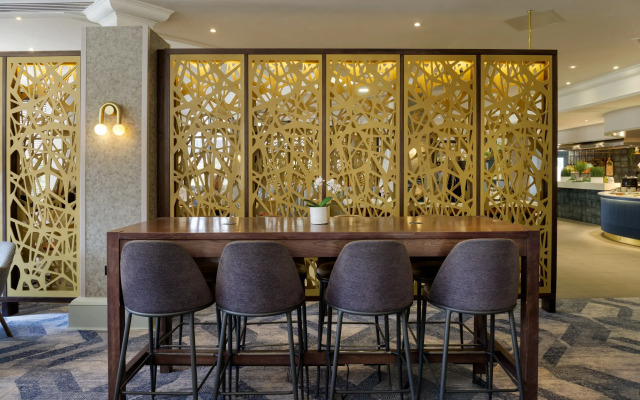 DoubleTree by Hilton Manchester Airport