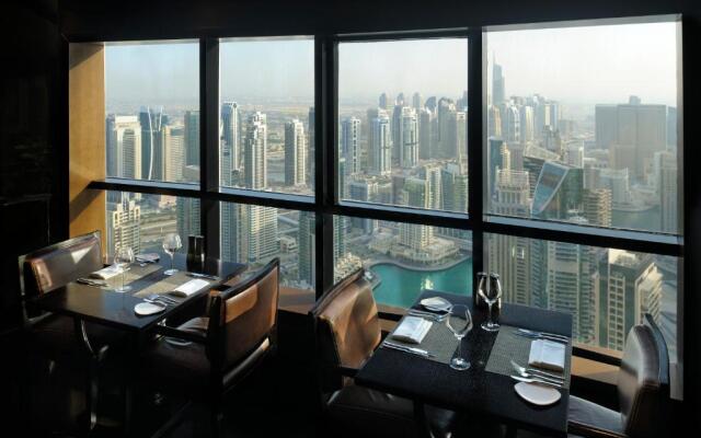 Dubai Marriott Harbour Hotel & Suites