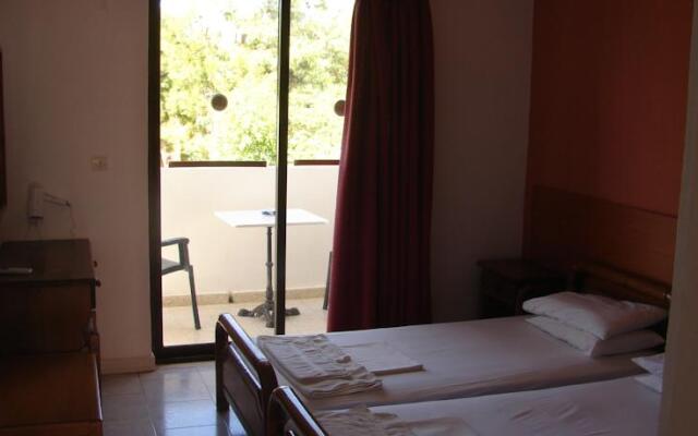 Apostolis Hotel Apartments