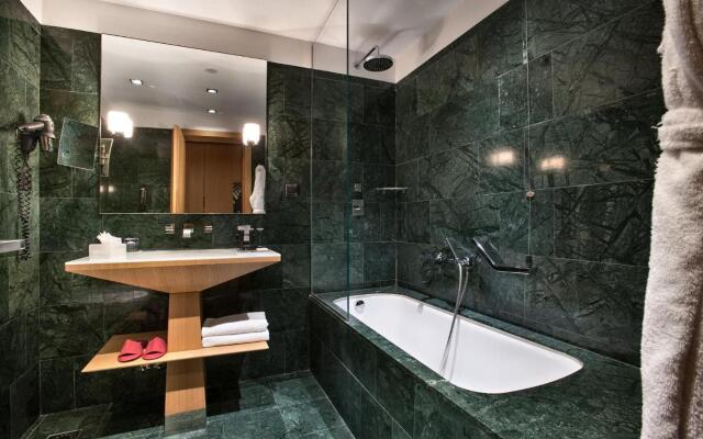 Crowne Plaza Milan City by IHG