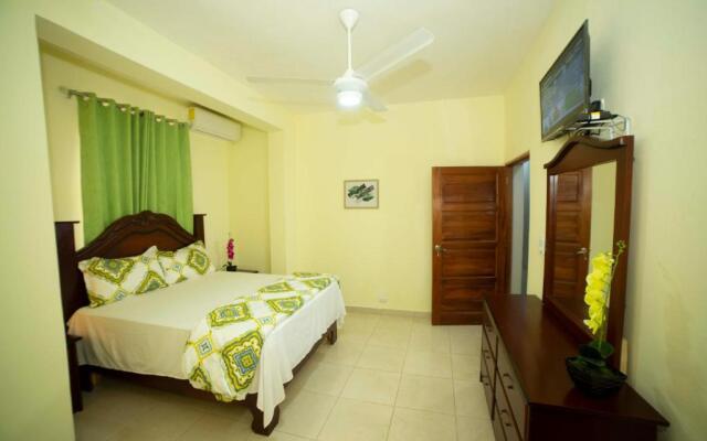 Enrique Hotel 