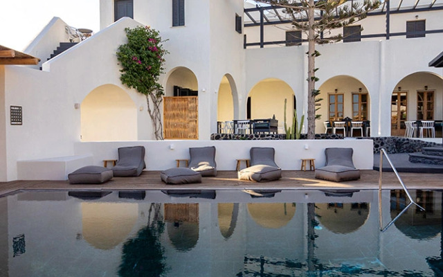 Отель Scorpios Beach Santorini