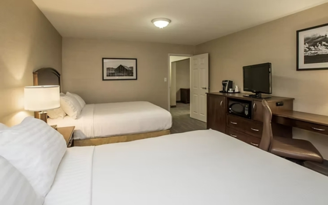 Holiday Inn Lethbridge by IHG