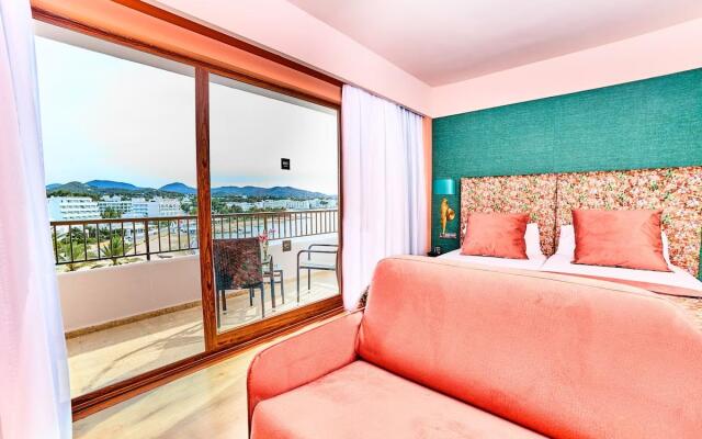 NYX Hotel Ibiza - Adults Only