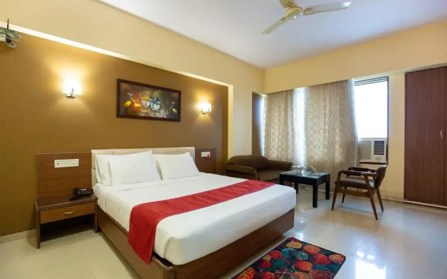 Hotel Express Inn Next To BigBazar	