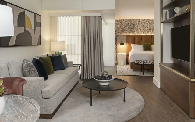 Burton House, Beverly Hills, A Tribute Portfolio Hotel