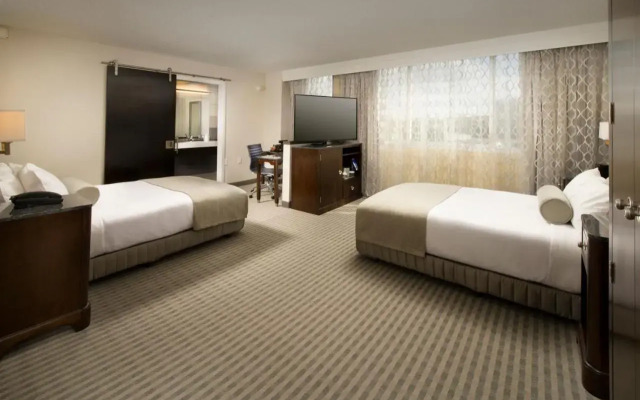Skybridge Seattle Airport Hotel