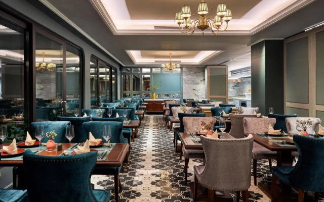 Peridot Grand Luxury Boutique Hotel