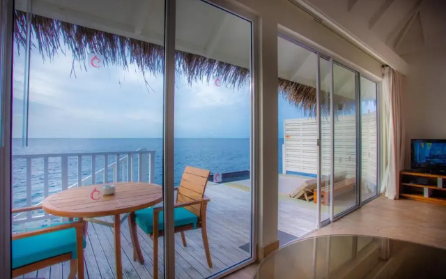 Machchafushi Island Resort & Spa Maldives, The Centara Collection