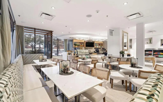 Hilton College Station & Conference Center