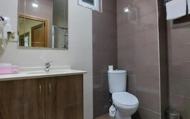 Elio Inn Hotel 