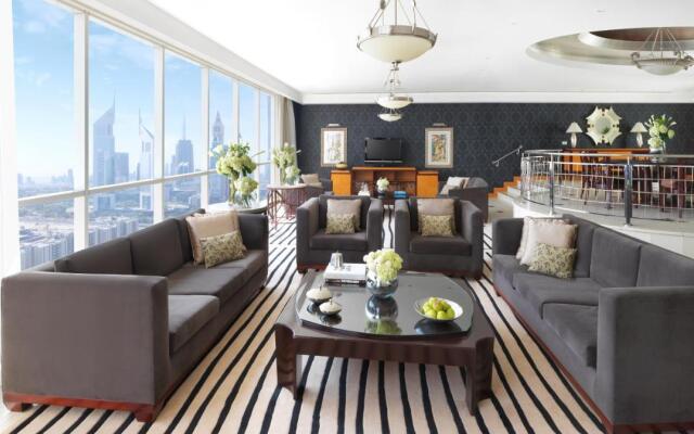 Fairmont Dubai Hotel