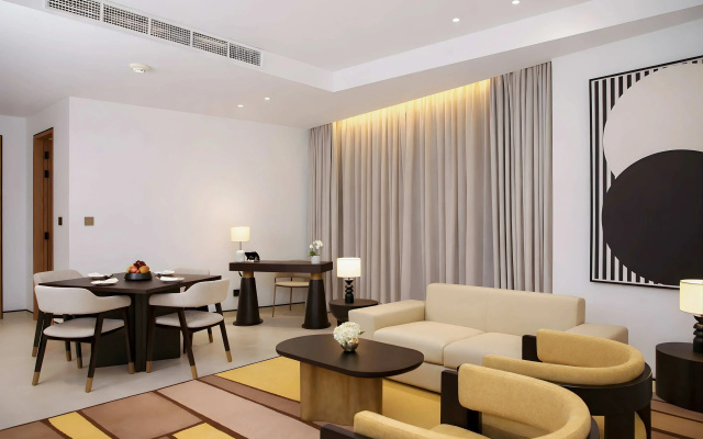 The H Hotel