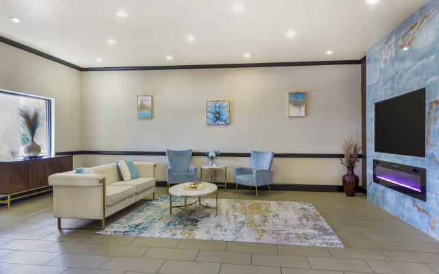 Best Western Plus Texoma Hotel & Suites