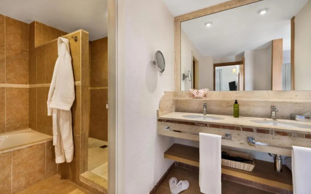 Viva Suites & Spa 16+