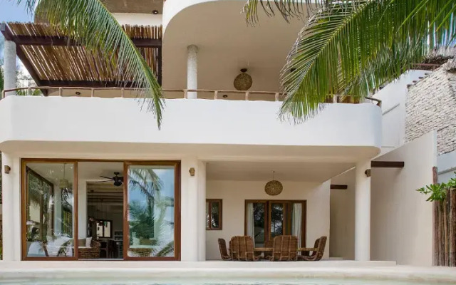 Zorba Tulum Beach Homes	