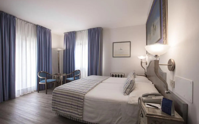 Amadeus Hotel