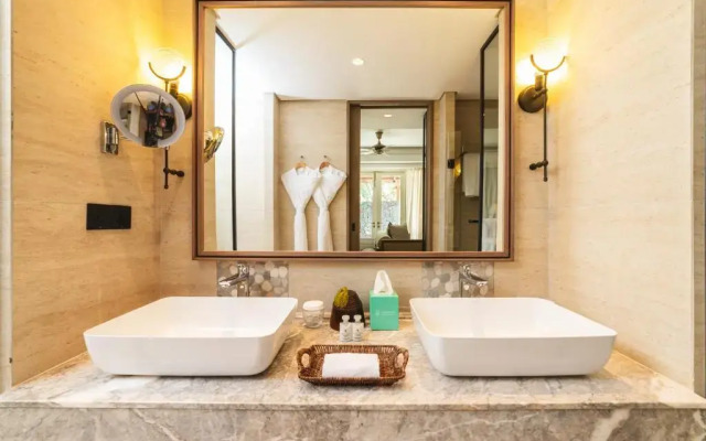Maradiva Villas Resort & Spa