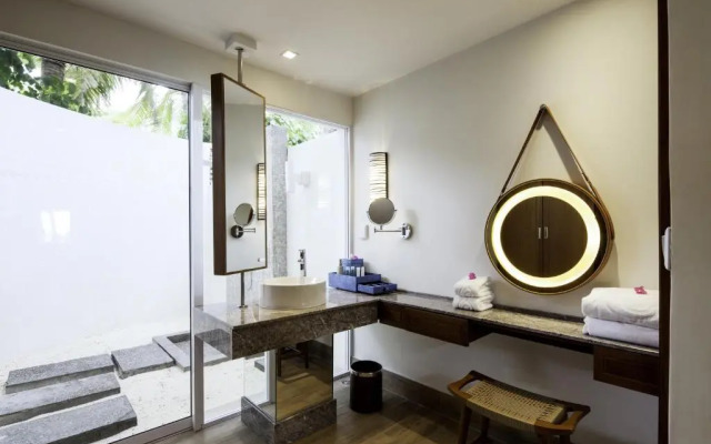 Machchafushi Island Resort & Spa Maldives, The Centara Collection