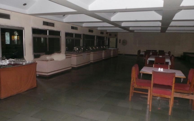 Baseraa Hotel