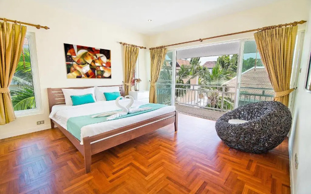 Tropicana Pool Villa