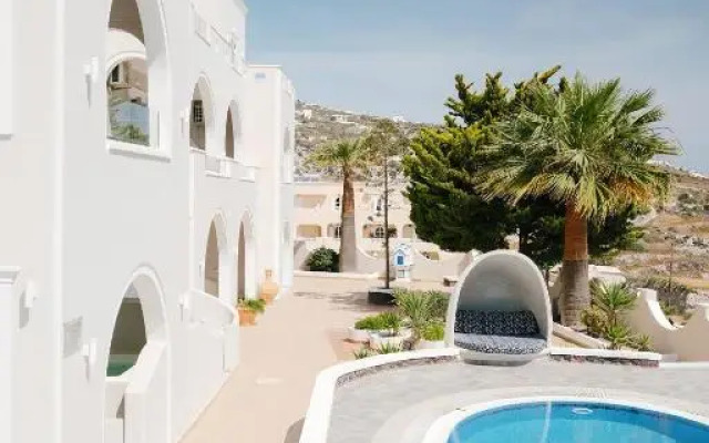 Blue Arise Fira Hotel