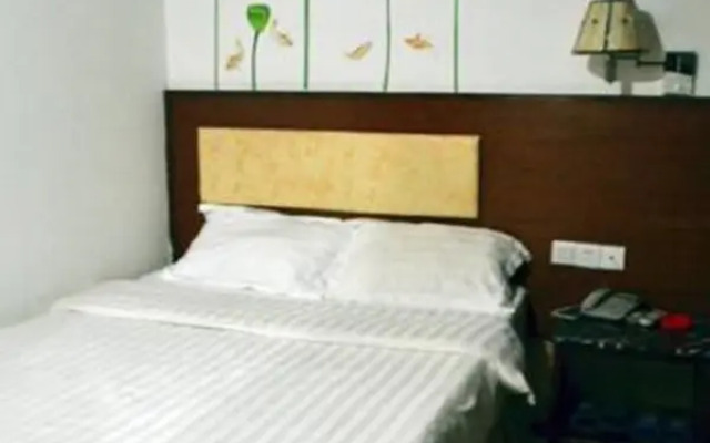 Zhuhai Times Convenience Hotel (Gongbei Port Fuhuali Branch)