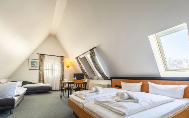 Hotel Rügenschmiede vis a vis Hiddensee