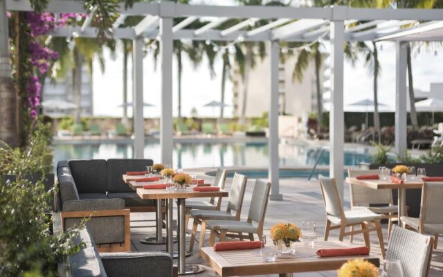 Отель Four Seasons Miami