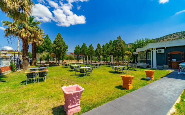 Larina Thermal Resort & Spa