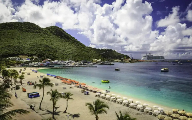 Horizon View Beach Hotel