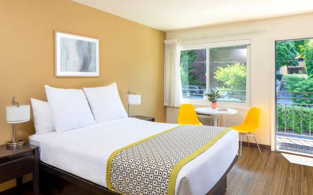 Park Lane Suites and Inn