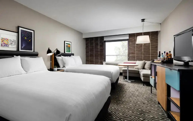 Freepoint Cambridge, Tapestry Collection By Hilton