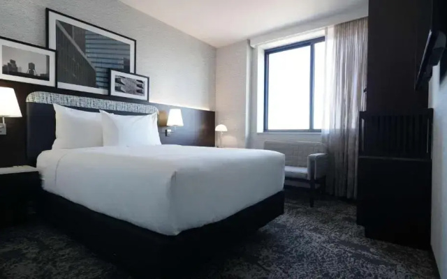DoubleTree by Hilton Long Island City, NY