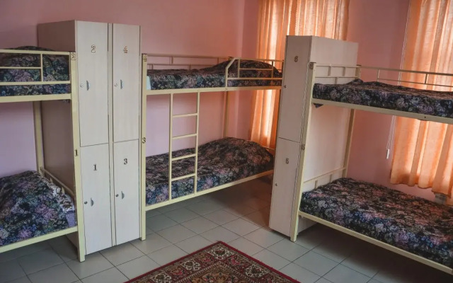 Kamensk-Uralskij Hostel