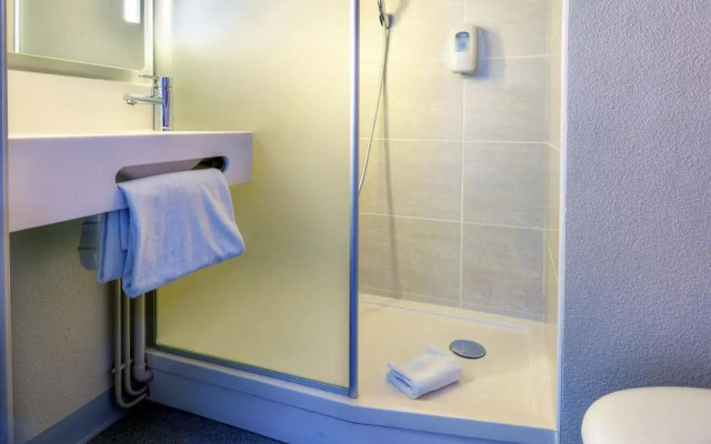 B&B HOTEL Marseille Vélodrome Prado
