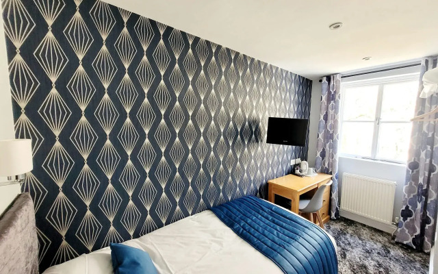 George Hotel