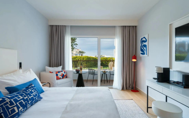 Upbeat Double Retreat with inland view (full double bed) (king size bed)