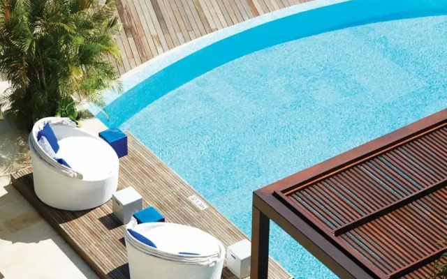 Eden Bleu Hotel