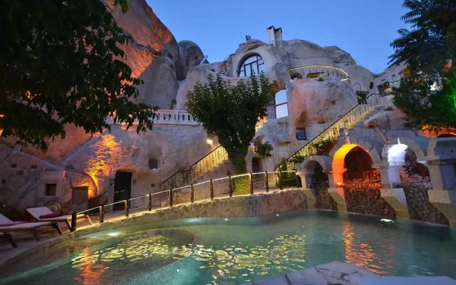 Gamirasu Cave Hotel