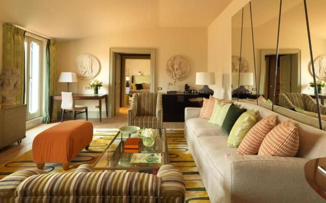 De Russie Hotel