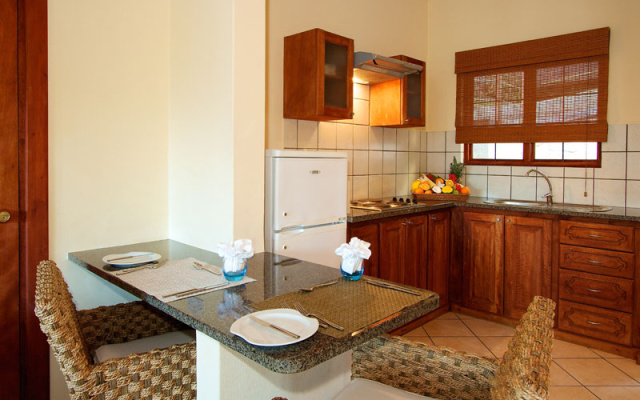 Deluxe Villa (1 Bedroom) - Double (2A+1C) — фото 3