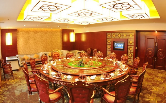 Rose Garden Hotel
