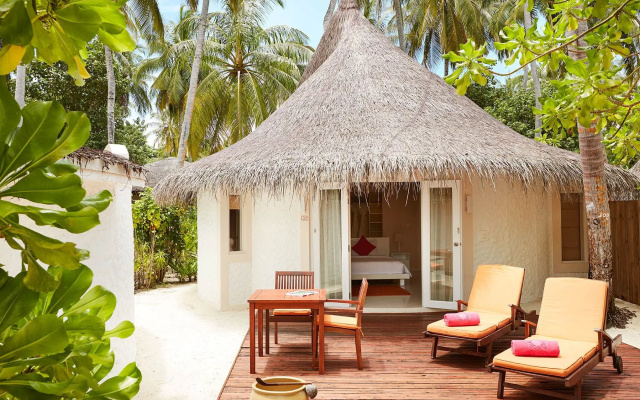 Villa (Beach with Pool) — фото 3