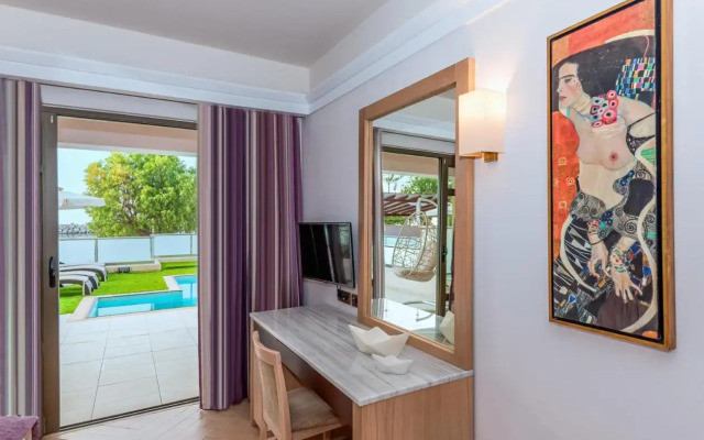 Porto Platanias Beach Resort & Spa
