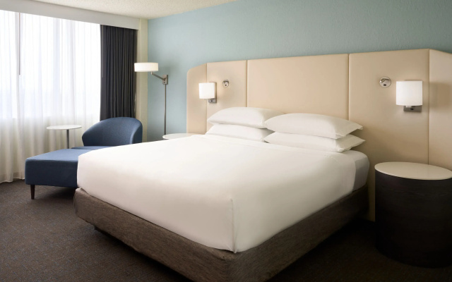 Delta Hotels by Marriott West Palm Beach